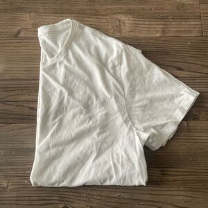 Old Navy White Short Sleeve Tee